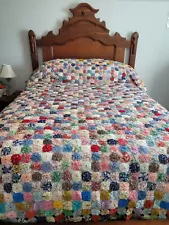 Handmade Vtg YO-YO Quilt Grandmacore 84 x 100 Full Size Bed Colorful Patchwork