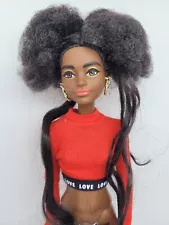 2020/2021 Barbie Extra Doll #1 African American Afro-Puffs GRV04