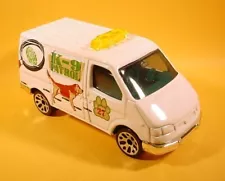 MATCHBOX WHITE FORD TRANSIT AMBULANCE VAN MB21-I4 LOOSE