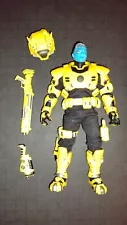 Mezco 1:12 Rumble Society Yellow Murder Hornet