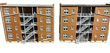 Walthers N Scale Parkview Terrace Background (2) Apartments With Lights Tested