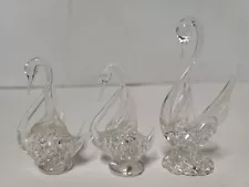 Set Of 3 MINT Condition Vintage Handblown Glass Swans Family With Baskets