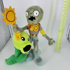 Plants vs Zombies PVZ Plush WORLDMAX Ra Zombie & Peashooter LOT of 2