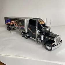 Franklin Mint Peterbilt Big Rig Semi # 379 Truck Fridge Trailer w/ Original Box