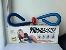 Real Original Thigh Master 1990's Suzanne Somers Exercise Equipment Red/Blue Box