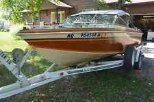 1984 Chris Craft Scorpion 168 16'8" Bowrider & Trailer - Missouri