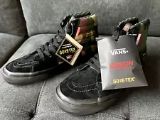 Never worn DEFCON Vans M81 9.5 with included patches