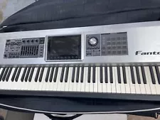 Roland Fantom X8 - With Stand, Bench, Pedal, Soft Case  - Pre-Owned 88 Keys