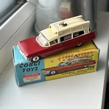 Original 1962 Corgi 437 Superior Ambulance On Cadillac Chassis With Original Box