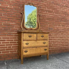 Antique Oak Dresser 4 Drawers with Mirror Pinon Joints Scalloped Edge Top