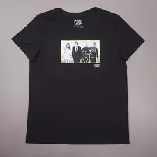 Schitts Creek Rose Family Photo Official Merch Womens XL Black Short Slv T Shirt