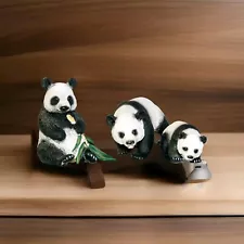 3 Schleich Animal Family Giant Panda Eating Bamboo Mama And Cub Figure