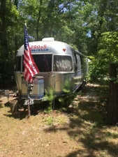 1995 AIRSTREAM EXCELLA TRAVEL TRAILER NO RESERVE