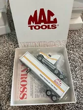 Winross Mac Tools Edition 1:64 Truck New in Box