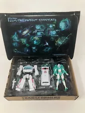 Transformers War for Cybertron: Earthrise Paradron Medics Ratchet & Lifeline set