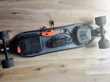 Meepo v3s for sale long board. 30 miles per hour and 15 to 20 mile range.