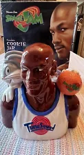 VTG Warner Bros Space Jam 1996 MICHAEL JORDAN Cookie Jar Bugs Bunny