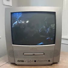 VTG 2004 Magnavox 13" CRT TV DVD Combo Retro Gaming AV 13MDTD20/17 TESTED!