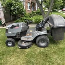 Craftsman Lawn Tractor/mower 17.5 HP