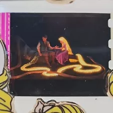 Piece of Disney Movies pin LE 2000: Tangled RAPUNZEL & FLYNN - glowing hair!!