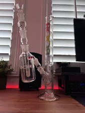 100% Authentic Rasta 18” RooR Bong. With A Ton Of Roor Accessories. Very Rare!!