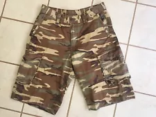 Lucky Brand VINTAGE! Men's Camouflage Army Cargo Shorts Sz 29 (2 For Sale)