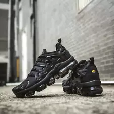 Nike Air Max Vapormax Plus Triple Black All Blackout 924453-004 Men's Shoes