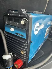 MILLER DYNASTY 200 DX TIG WELDER, 200 amp