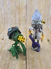 Plants vs Zombies Garden Warfare Select Scientist Zombie And Gatling Pea Figure