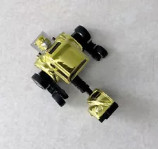 Transformers G2 Bumblebee Autobot Gold Bug Vintage figure missing leg- for parts