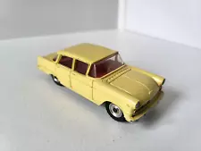 Dinky Toy Opel Kapitan No 177 - South African issue