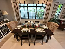 Pottery barn dining table set