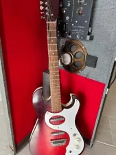 1960’s Sears Silvertone 1457 Vintage Electric Guitar w/ Amp-In Case