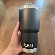 YETI Rambler 30 oz Stainless Steel Vacuum Insulated Tumbler