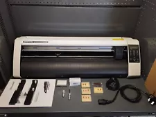 Graphtec Cutting Plotter CE5000-60 professional vinyl cutter very little use