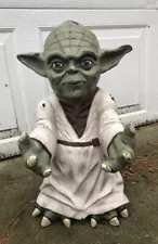 Life-Size Star Wars Yoda Statue Compressed Foam Collectable