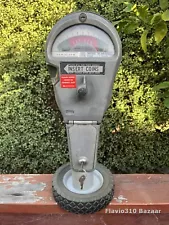 Vintage POM Incorporated PARK-O-METER Model S Parking Meter w/ Keys - Working