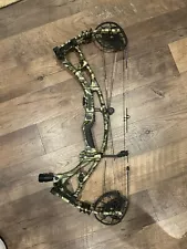 New Never Used - Hoyt RX7 RH 60-70lbs