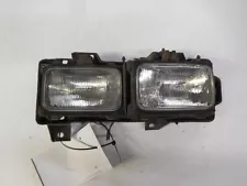 OEM Chevy GMC Silverado Sierra Truck Right Headlight Assembly 1988 1989