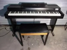 Yamaha Clavinova CLP-200 Digital Piano
