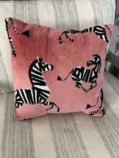 ZEBRA PATTERN VELVETY PINK SOFA PILLOW/CUSHION