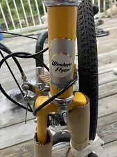 New Vintage Western Flyer bike 1981, never been asemmbled, Yellow.