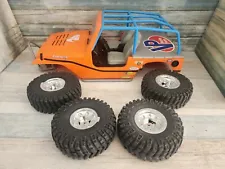 Nylint Large 1/6 Scale Funrise 4 WD RC Jeep Rock Crawler-BODY + TIRES ONLY!
