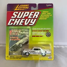 Johnny Lightning Super Chevy 1963 Impala Z-11 White Lightning