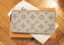 Louis Vuitton Zippy Wallet NM Mahina Galet M69821