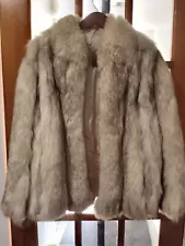 GENUINE, GEORGIOUS FLUFFY WHITE & BROWN FOX FUR JACKET WITH HAT AND BOA FOR SALE