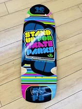 TONY HAWK SIGNED 10th Annual “STAND UP FOR SKATE PARKS” Benefit Skateboard WOWð