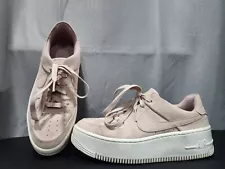 EUC Nike Air Force 1 Sage Low Athletic Shoe AR5339-201 Particle Beige Size 7.5 W