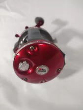 Abu Garcia Ambassadeur 6000 Baitcasting Reel, The Original, RH, red, Sweden