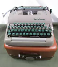 1954 Smith Corona Silent Super 5T Series Typewriter - Green Keys - In Case Clean